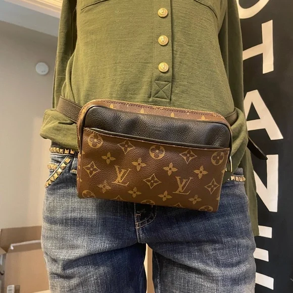 Louis Vuitton uniform waist belt bag bumbag monogram black leather large unisex - Picture 3 of 16